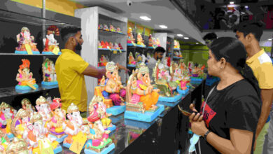 Exhibition and sale of Ganesha idols started in Marhati' Maharashtra Emporium